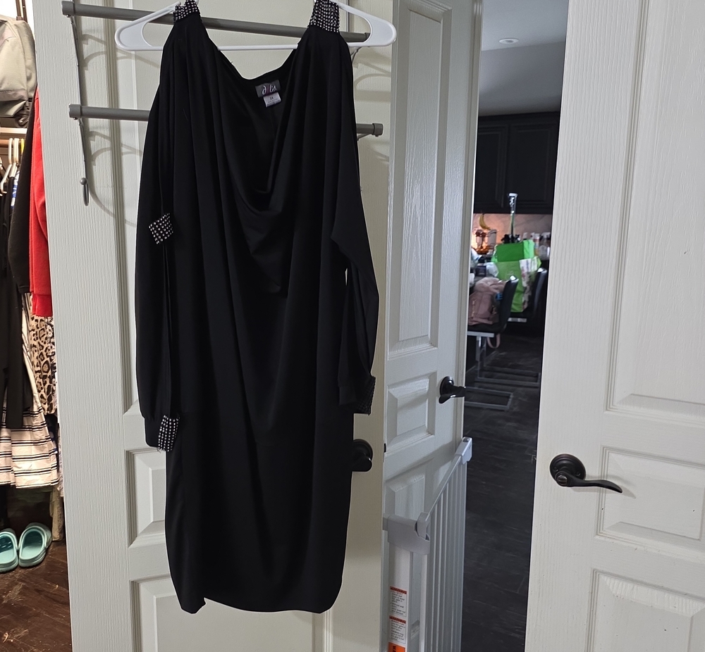 Elegant Black Cold-Shoulder Dress with Embellished Straps